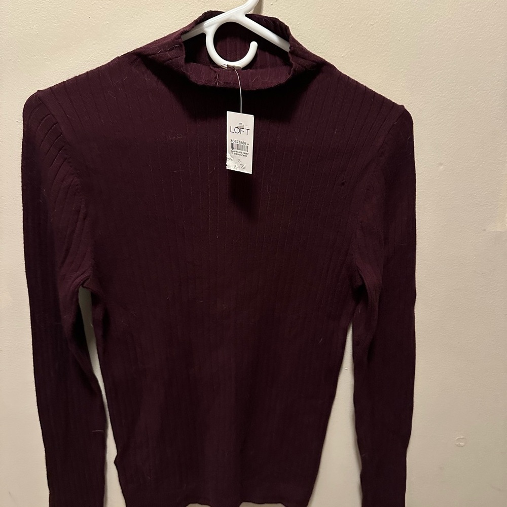 LOFT Women's Sweater in Deep Burgundy